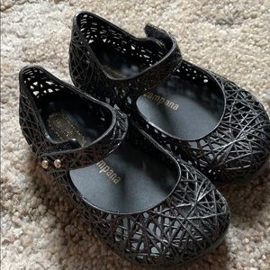 Mini Melissa Zig Zags - toddler size 7
